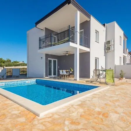 Ferienhaus Eva Vir